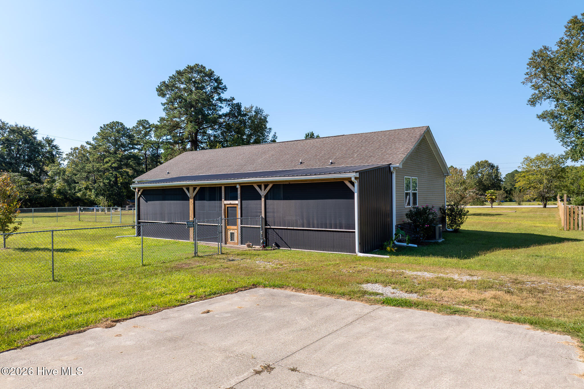 1406 White Oak River Road Property Photo 39