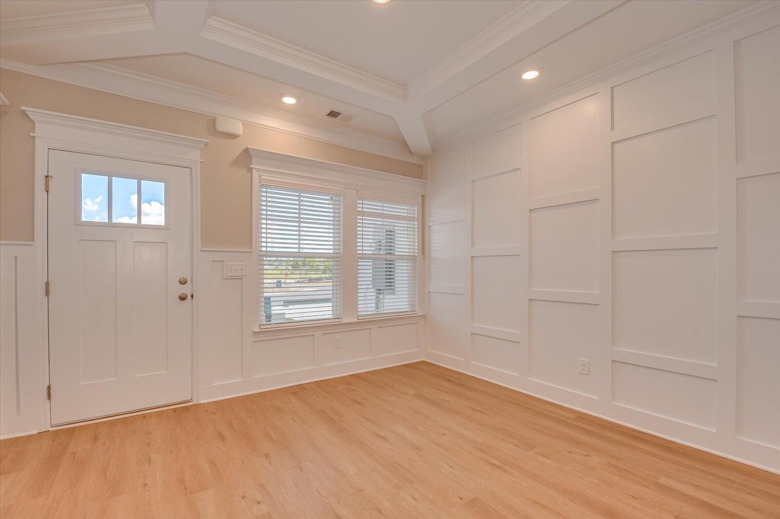 759 Bronze Way Property Photo 3