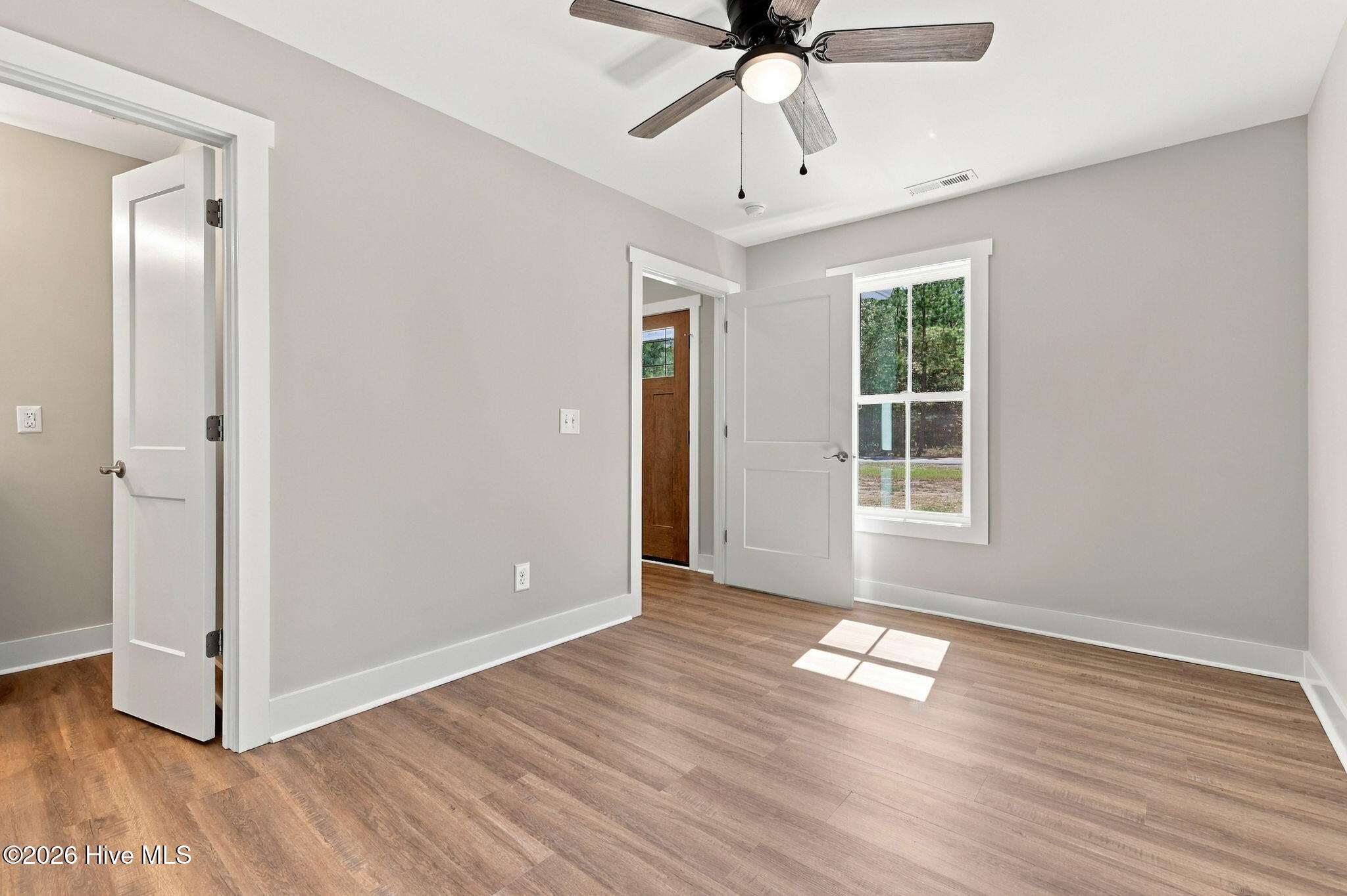 122 Park Avenue Property Photo 17