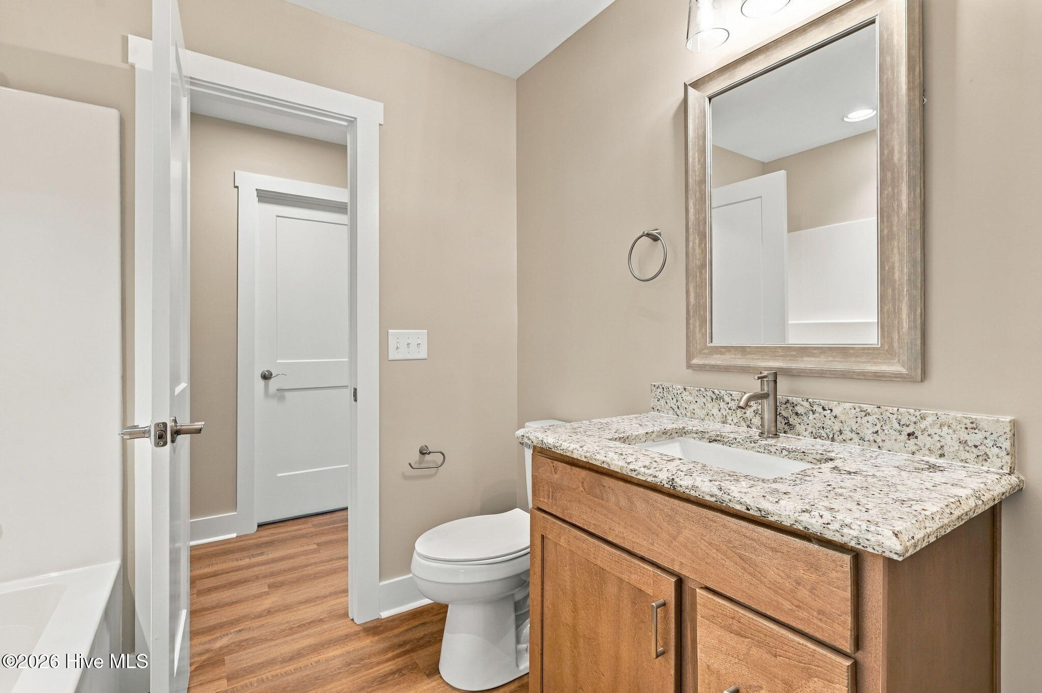 122 Park Avenue Property Photo 18