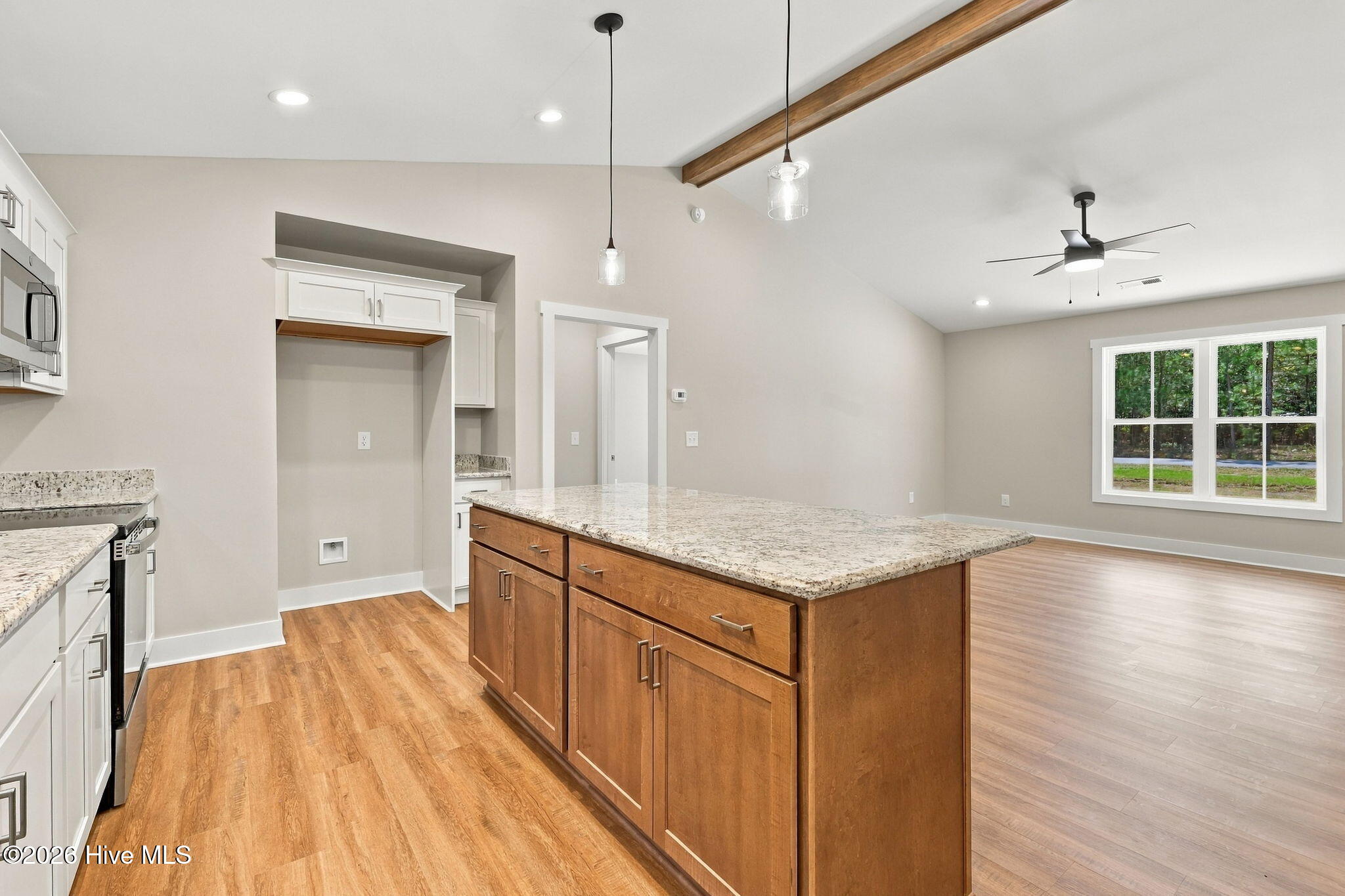 122 Park Avenue Property Photo 22