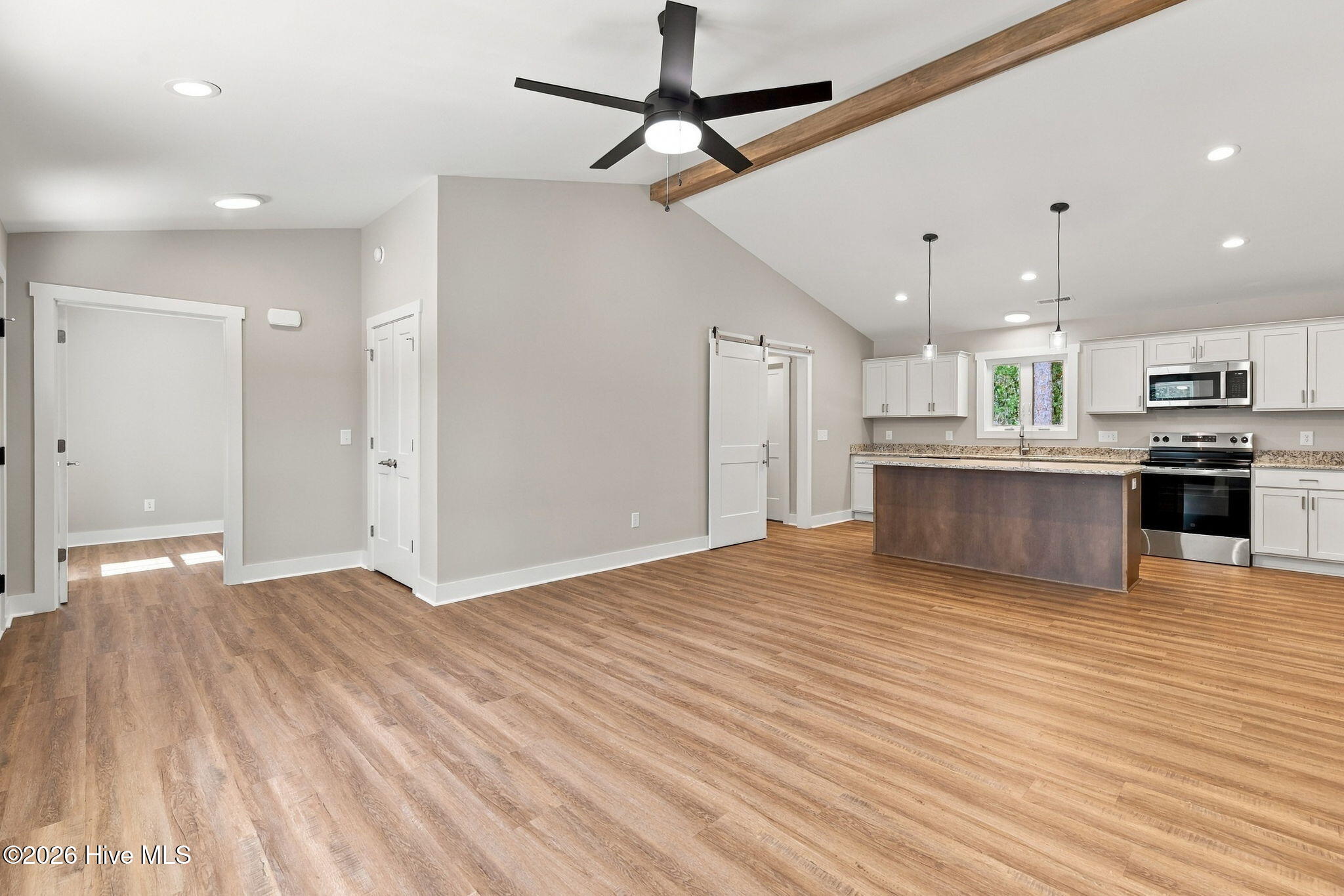 122 Park Avenue Property Photo 29