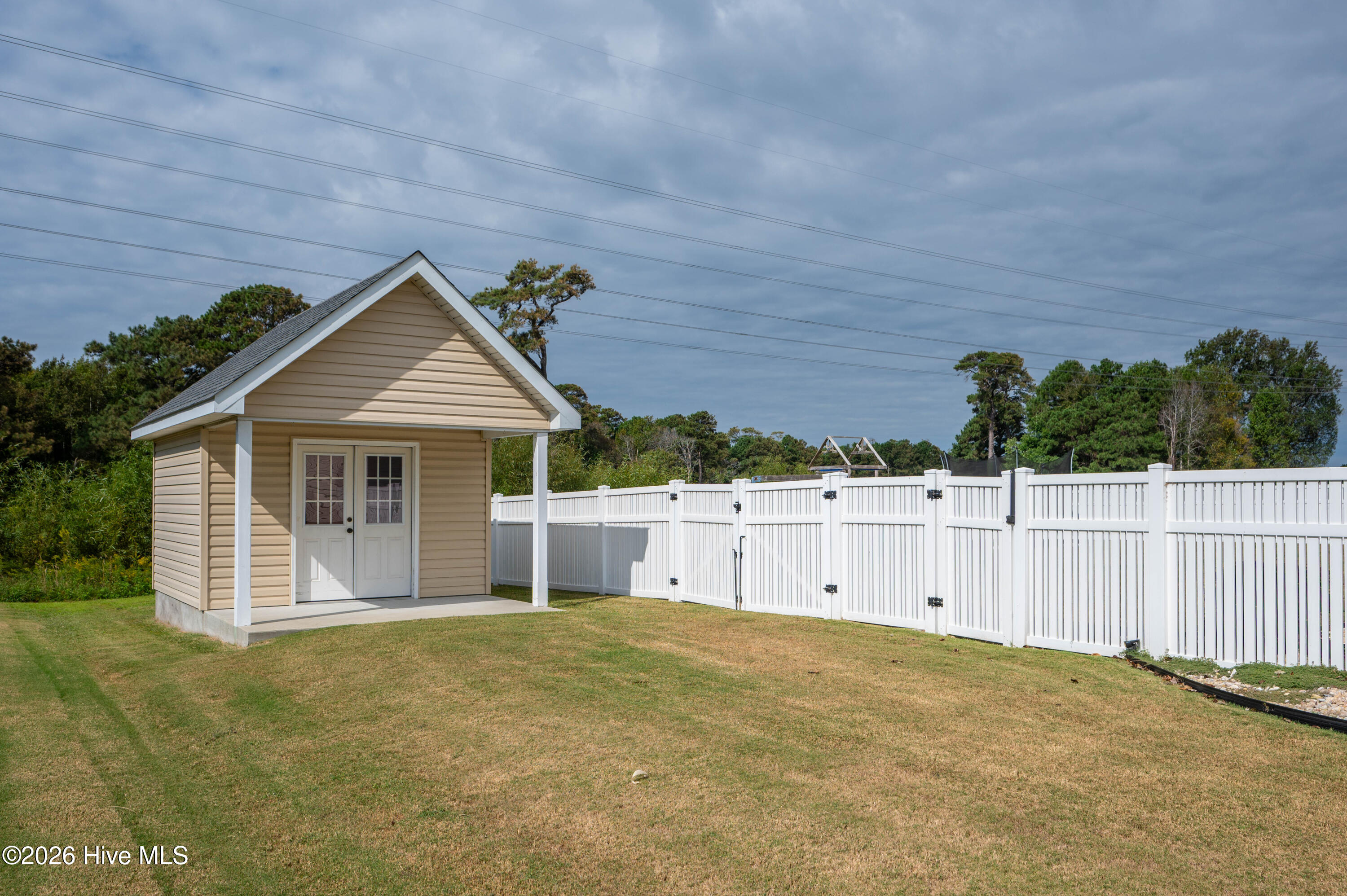156 Charleston Drive Property Photo 11