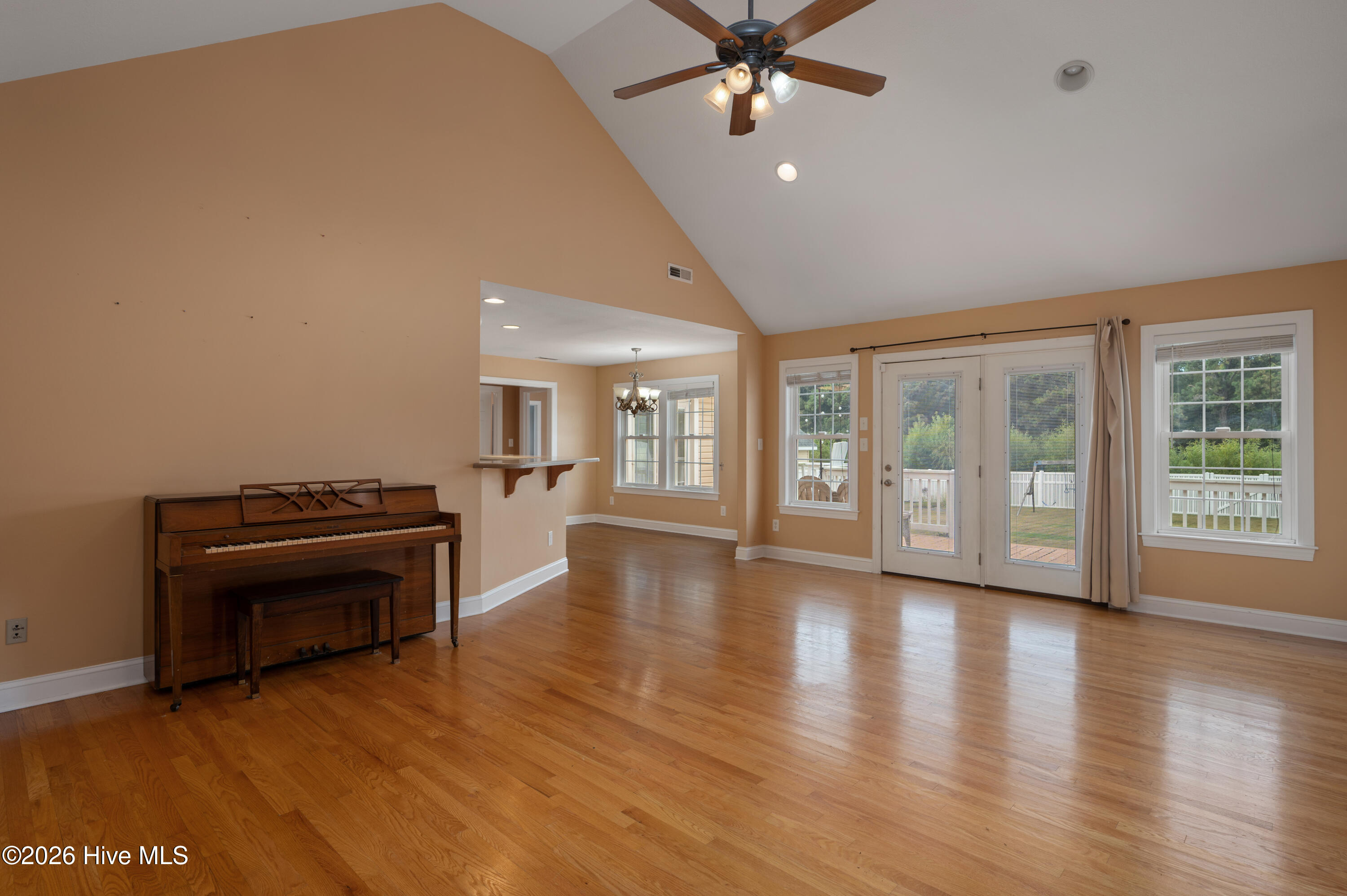156 Charleston Drive Property Photo 33