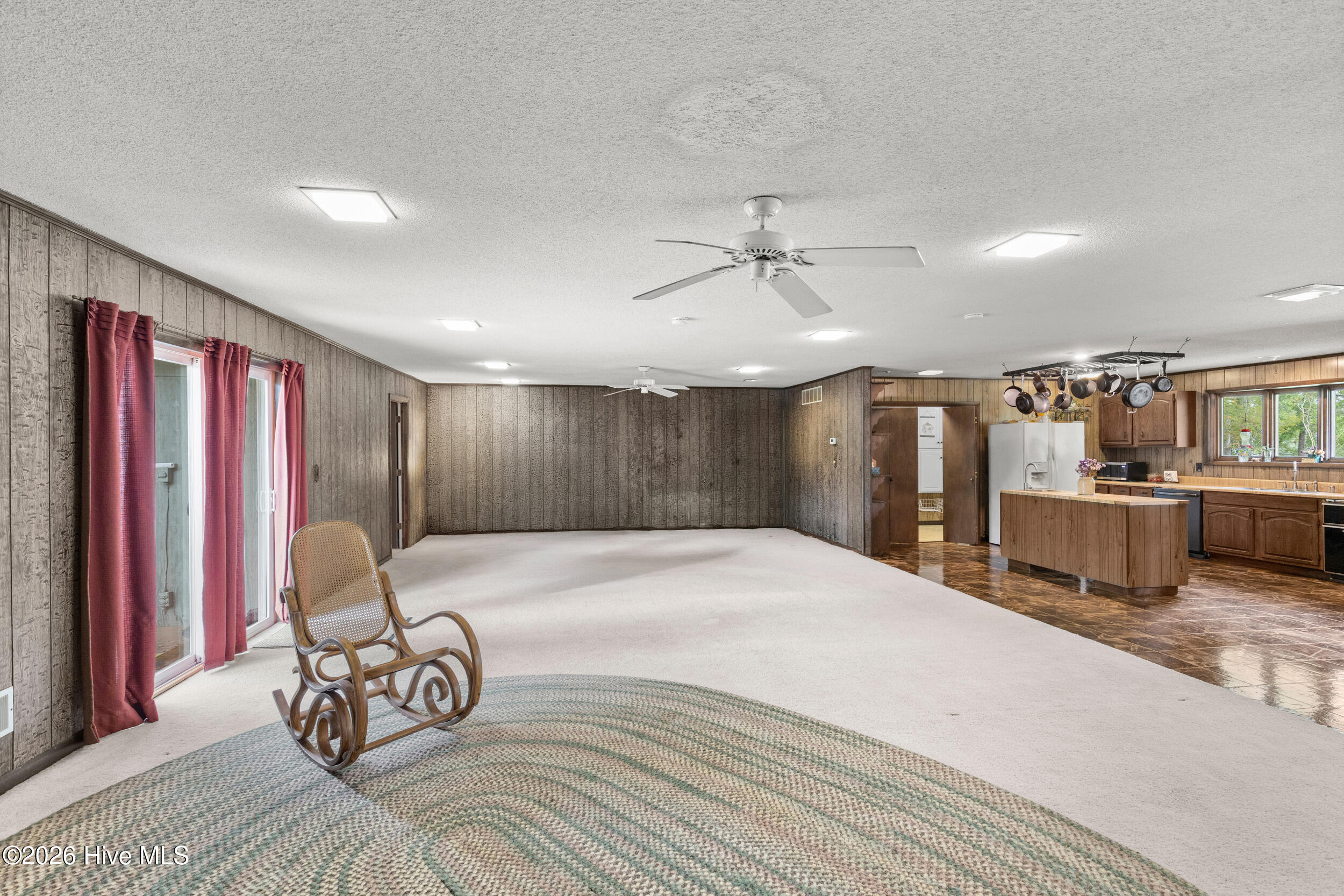 475 Douglas Drive Property Photo 10
