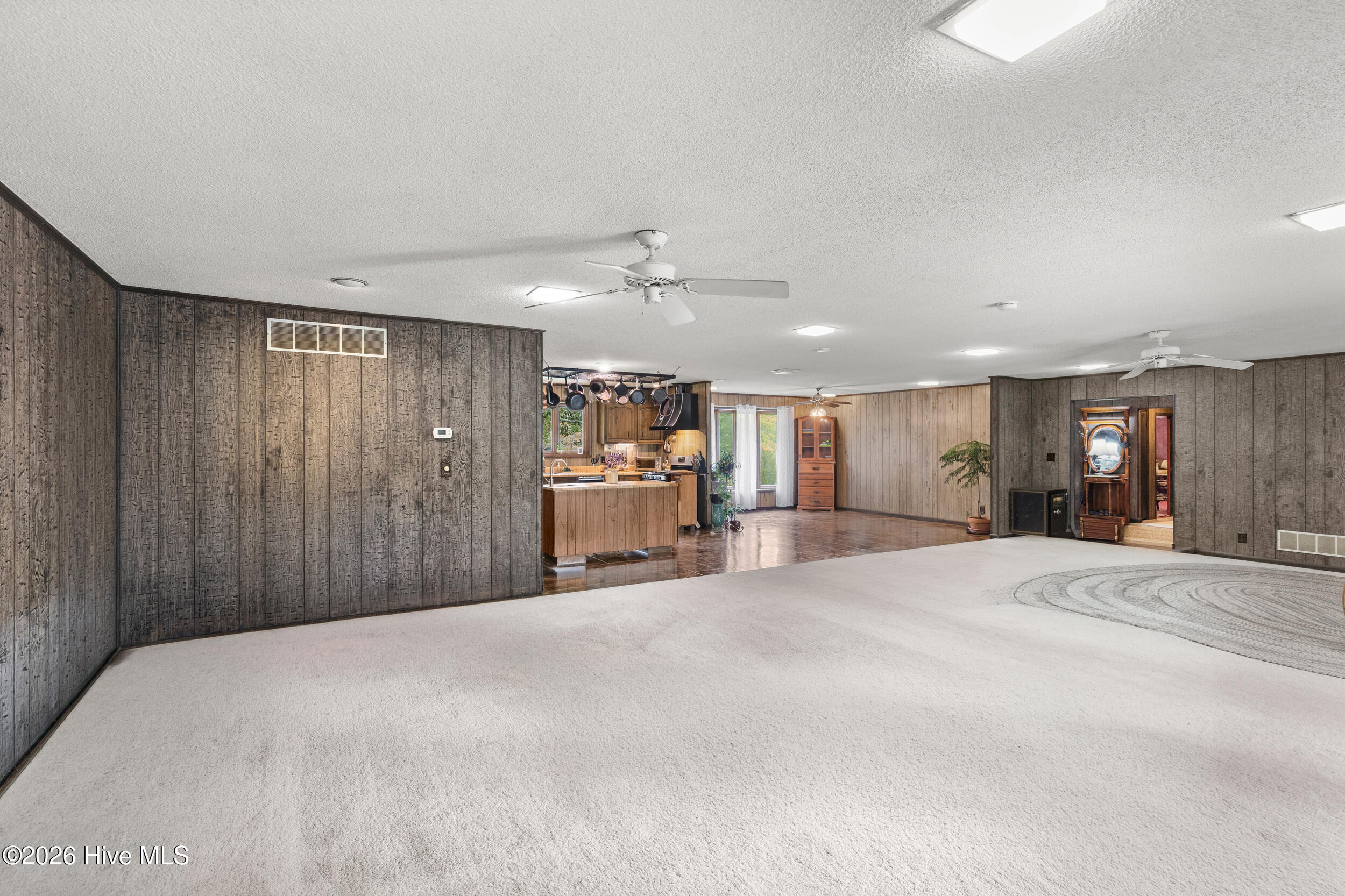475 Douglas Drive Property Photo 12
