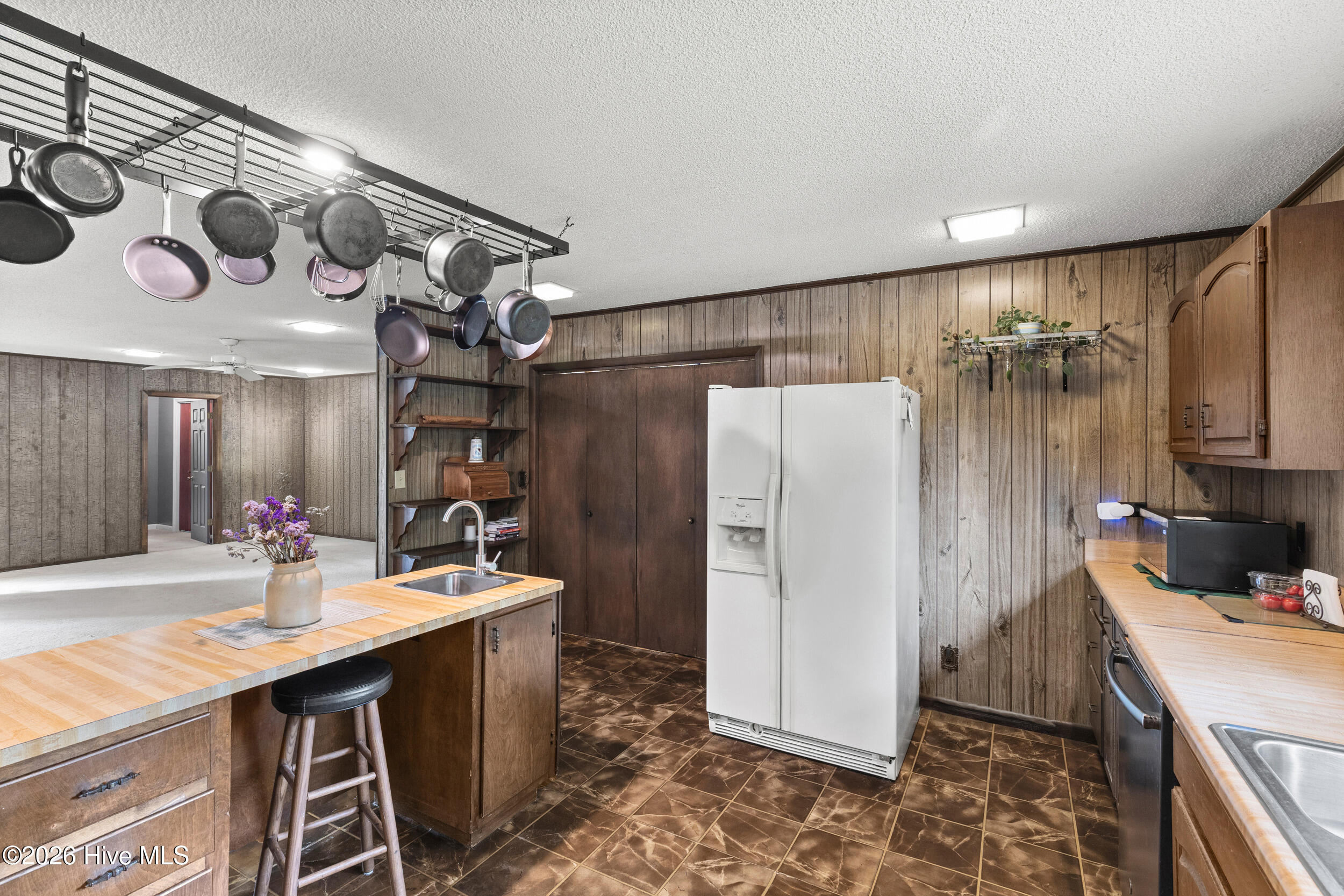 475 Douglas Drive Property Photo 16