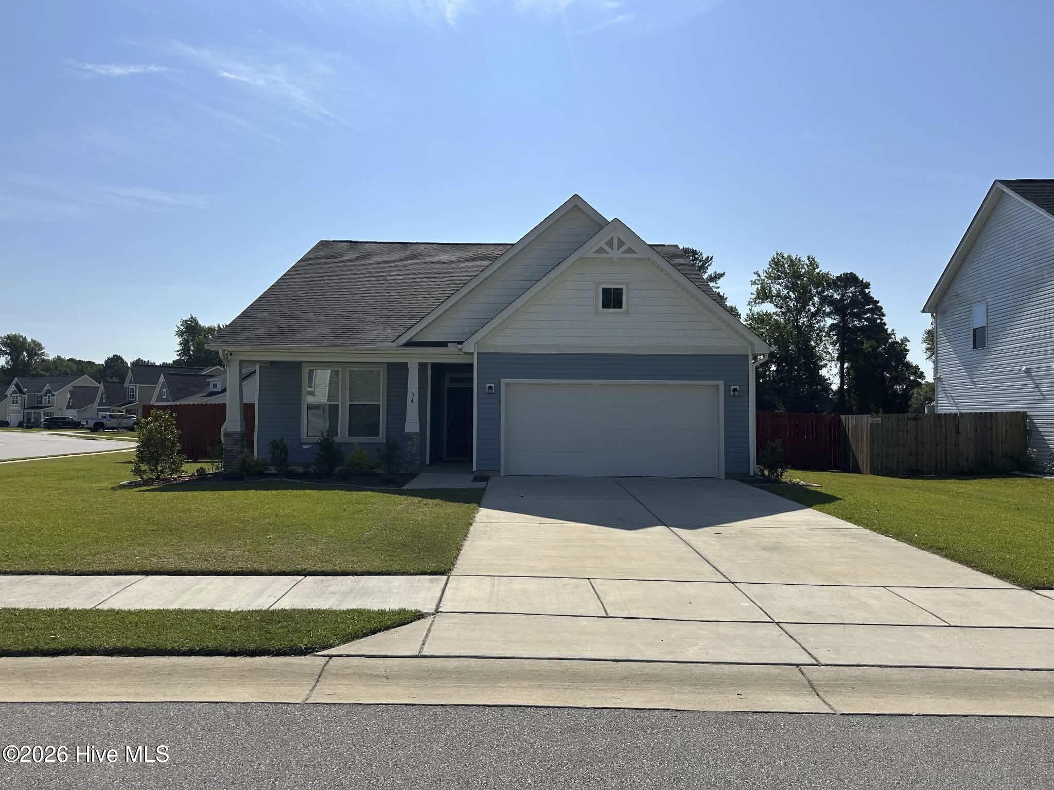 104 Harvest Meadow Crossing Property Photo 1