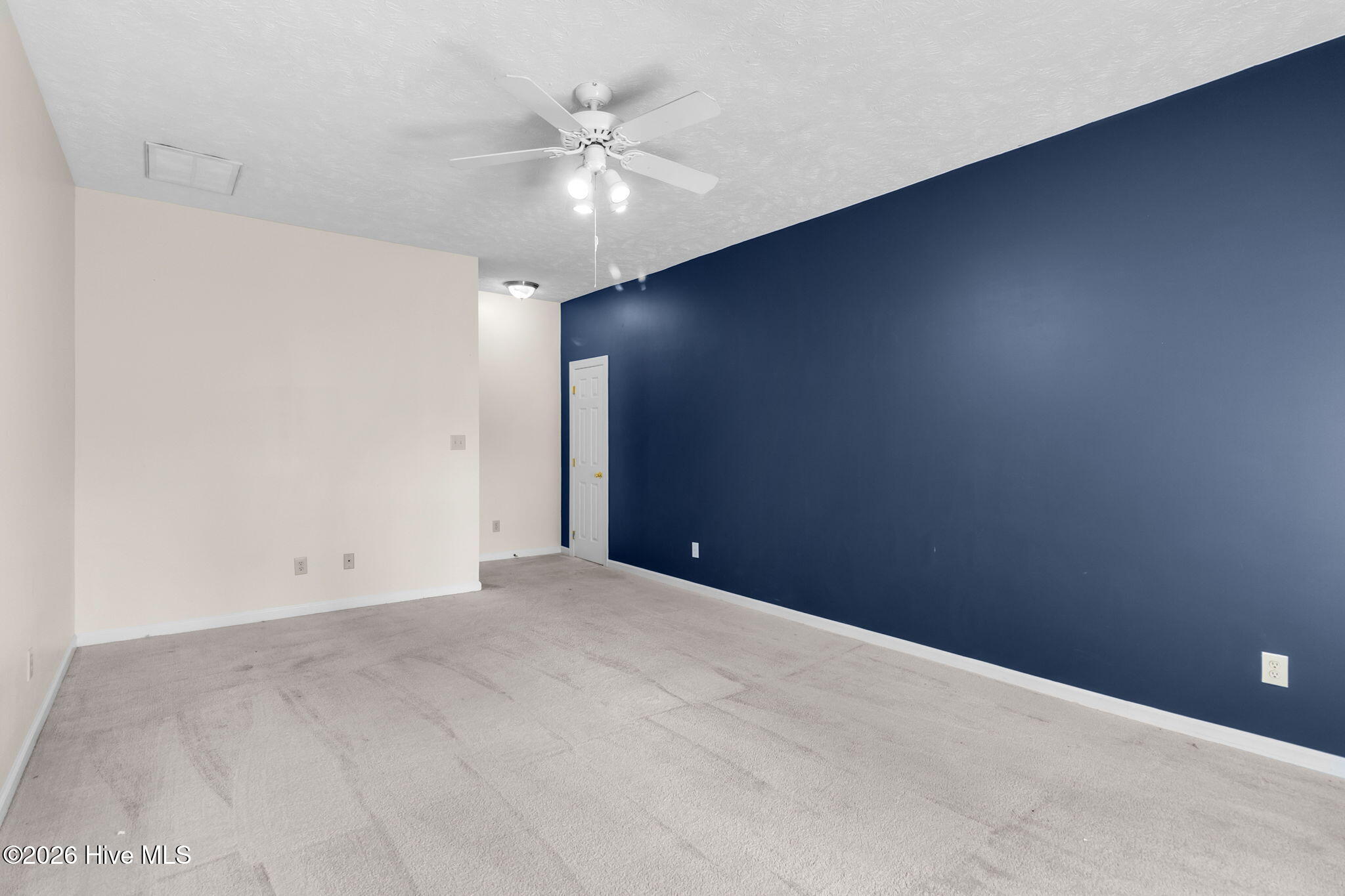 427 Newburgh Drive Property Photo 28