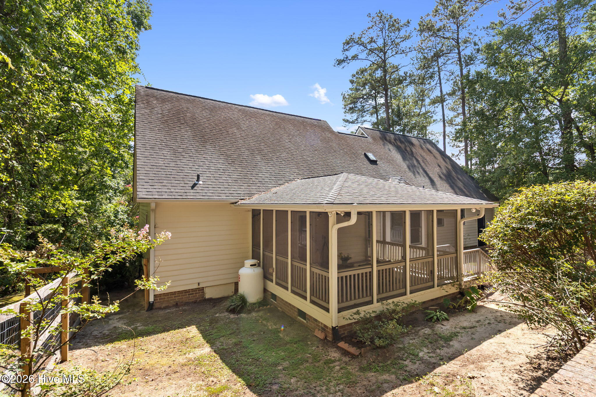 427 Newburgh Drive Property Photo 33