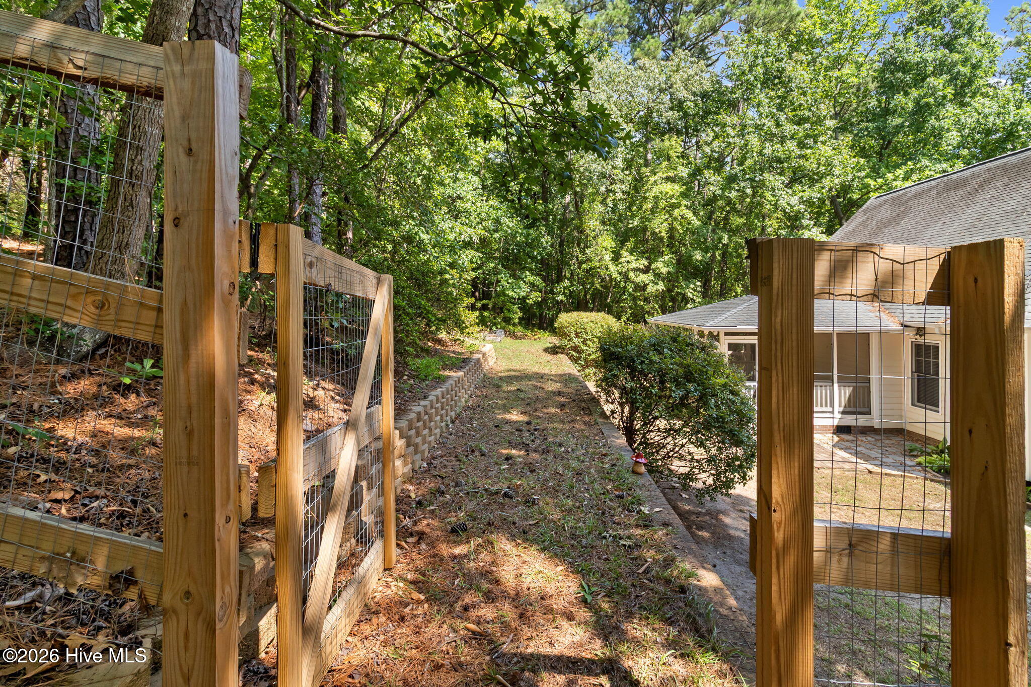 427 Newburgh Drive Property Photo 35