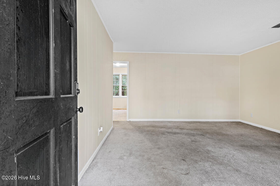6213 Sabine Drive Property Photo 5