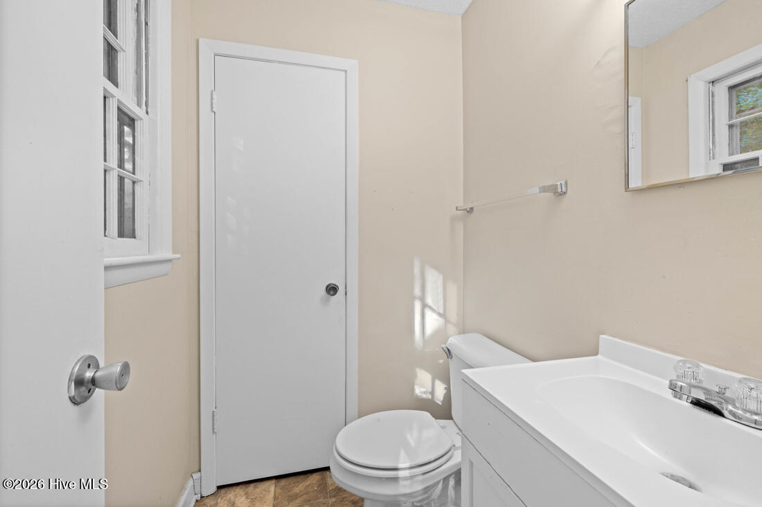 6213 Sabine Drive Property Photo 17