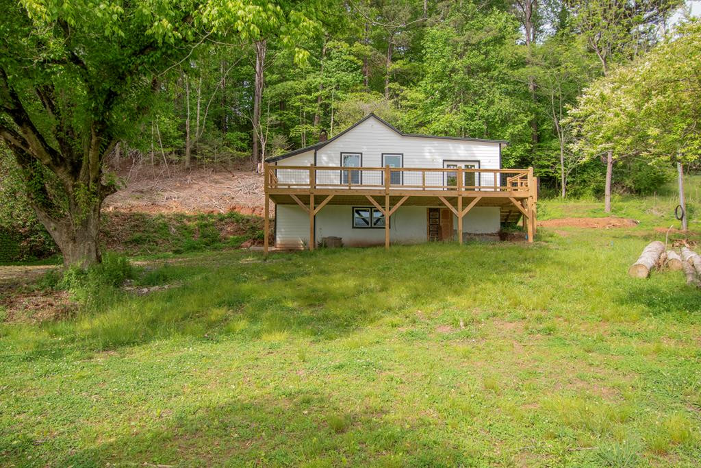 1993 Martins Creek Road Property Photo 1