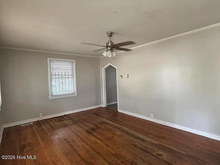 2820 Anne Street Property Photo 2