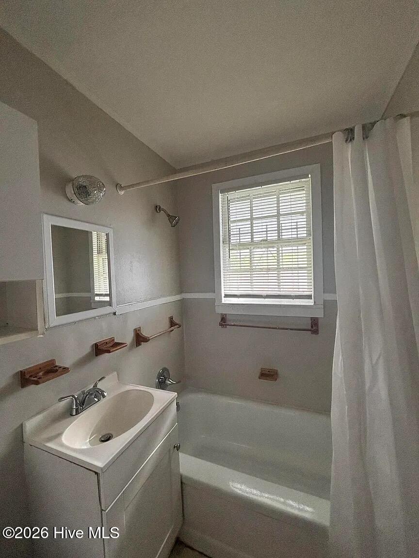 2820 Anne Street Property Photo 7