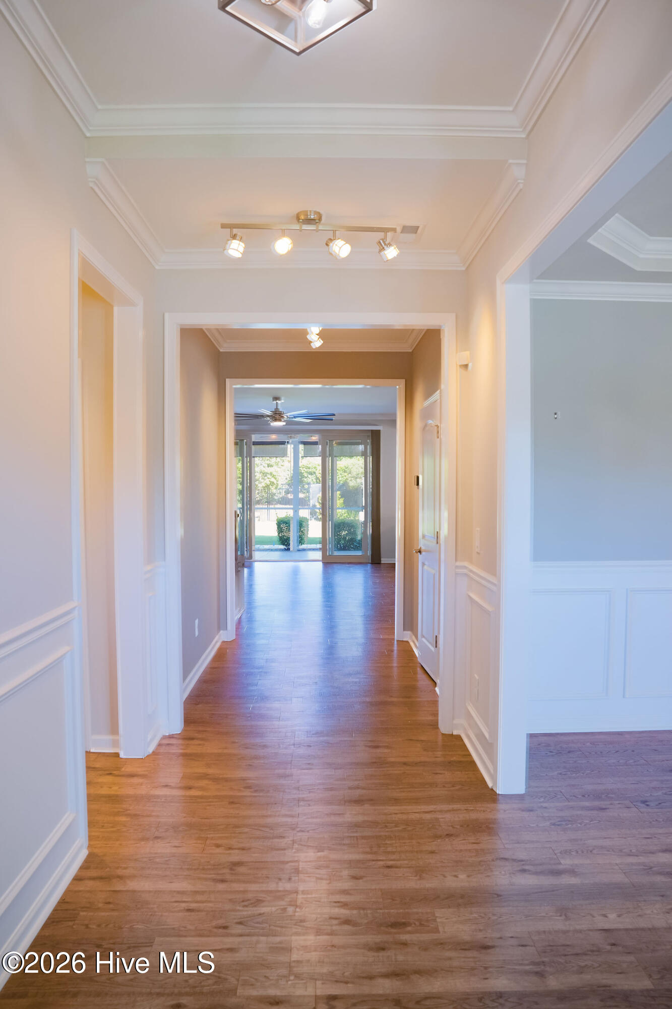 4058 Druids Glen Drive Property Photo 3
