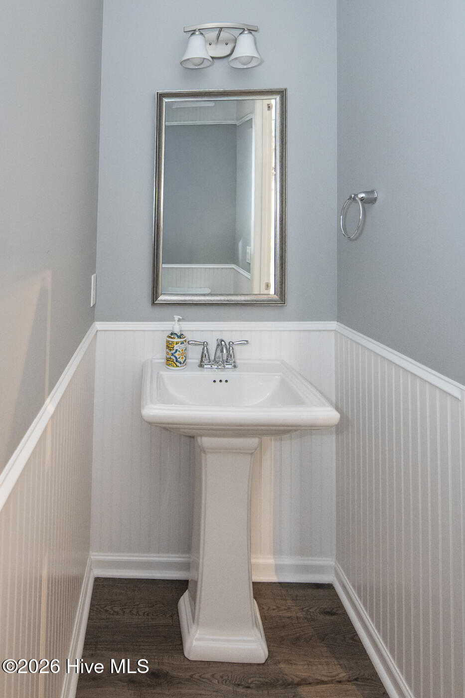 4058 Druids Glen Drive Property Photo 8