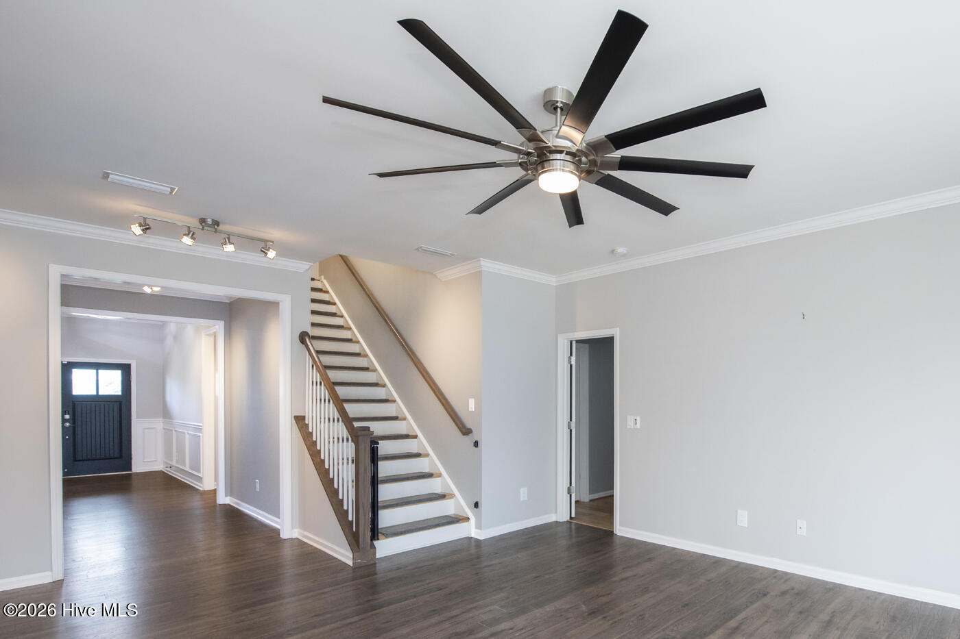 4058 Druids Glen Drive Property Photo 9