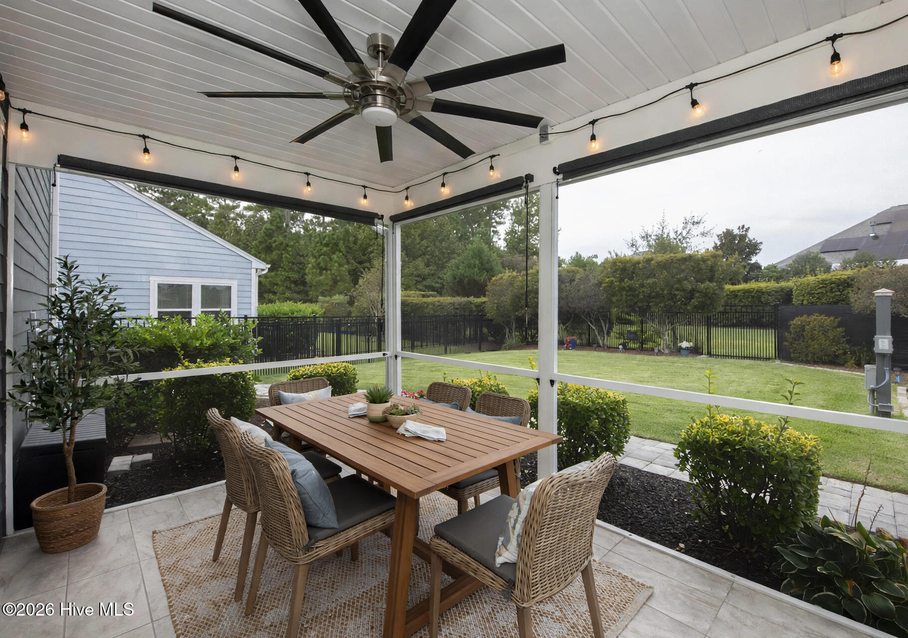 4058 Druids Glen Drive Property Photo 15