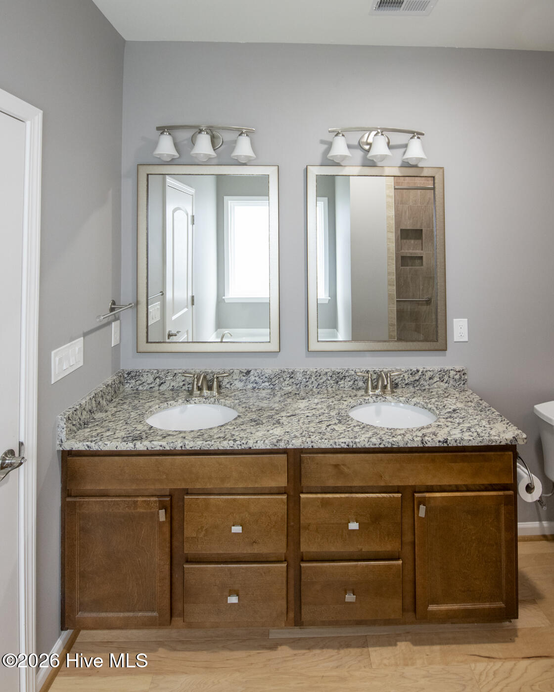 4058 Druids Glen Drive Property Photo 22