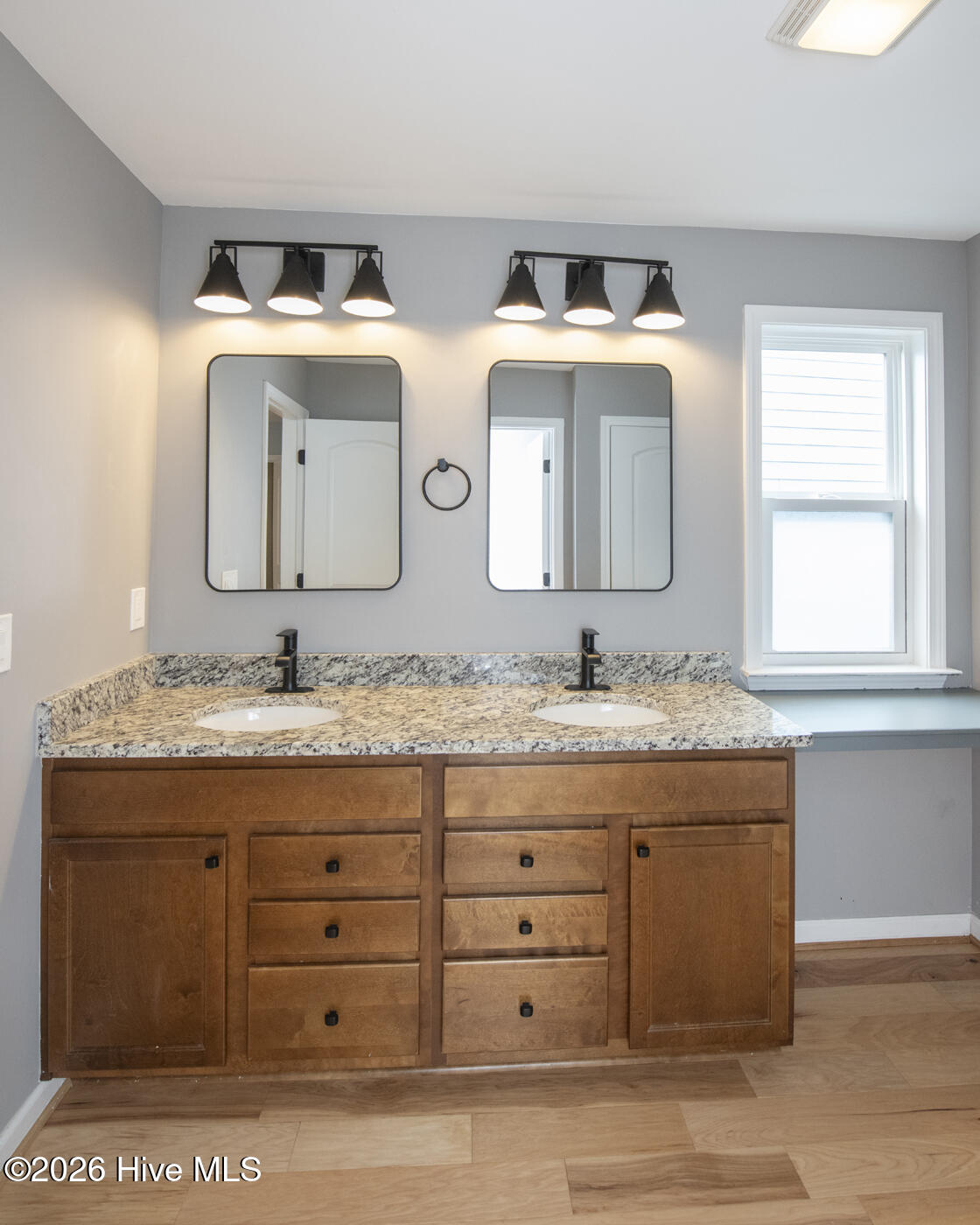 4058 Druids Glen Drive Property Photo 28