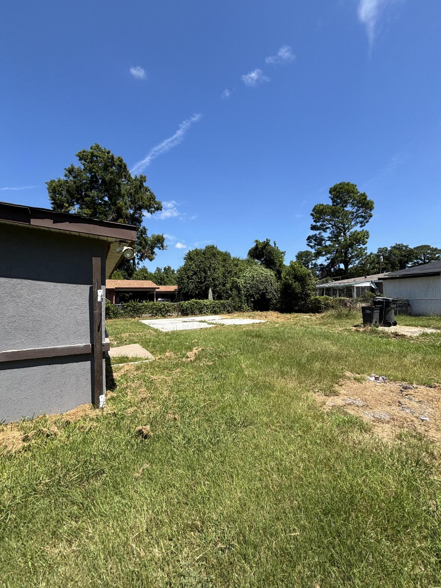 411 Artmus Street Property Photo 12
