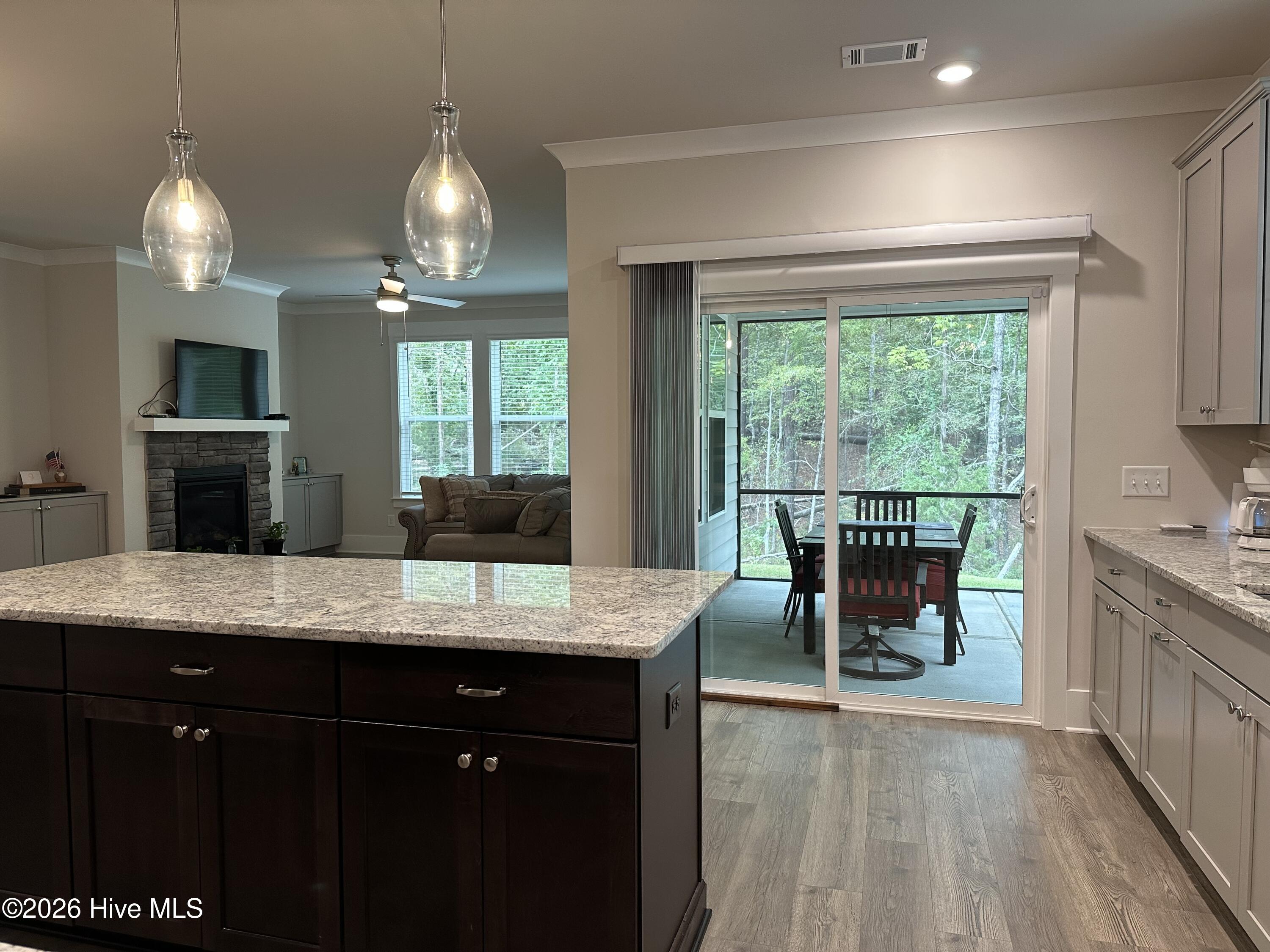204 Dixie Court Property Photo 6