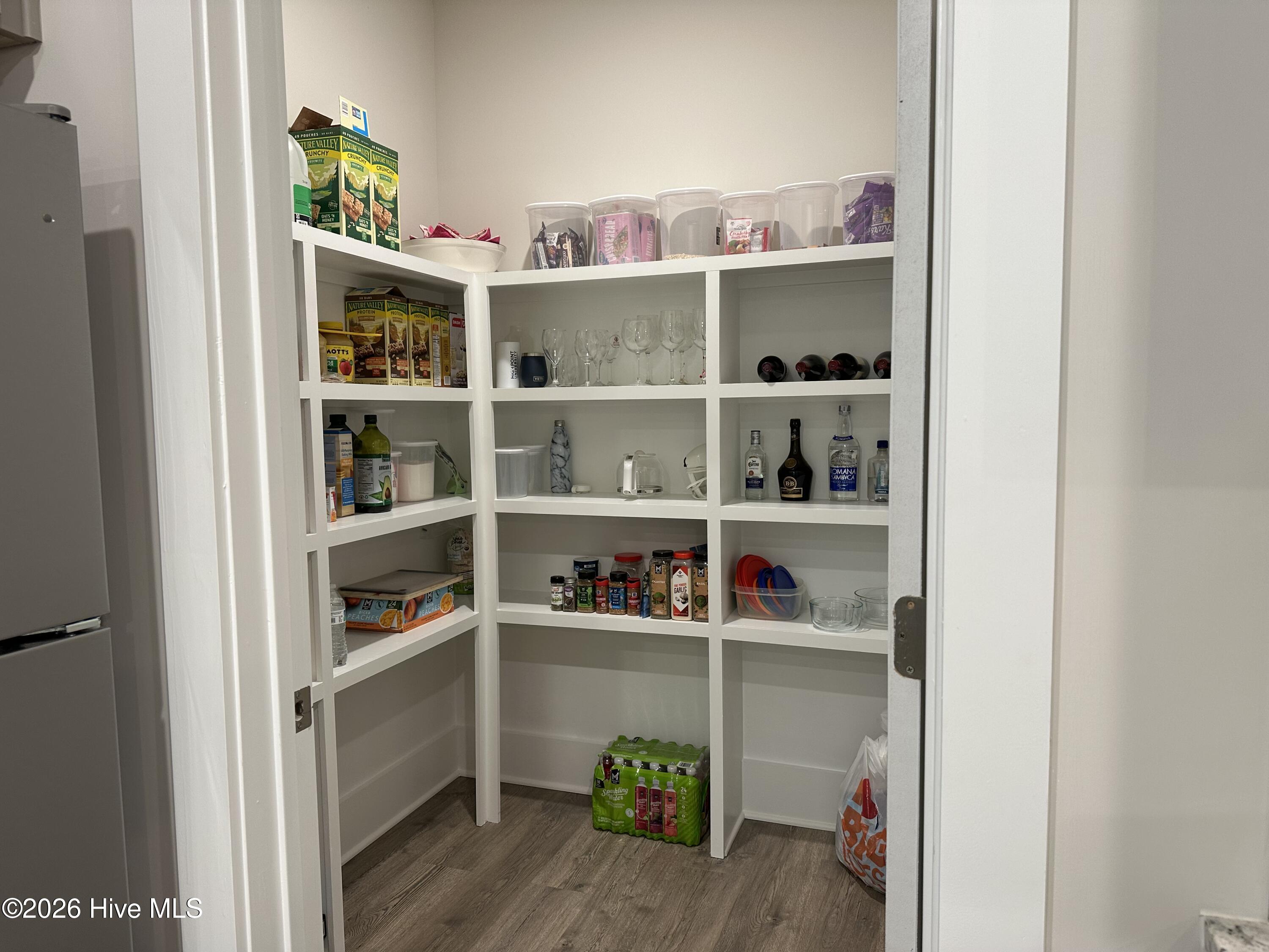 204 Dixie Court Property Photo 8