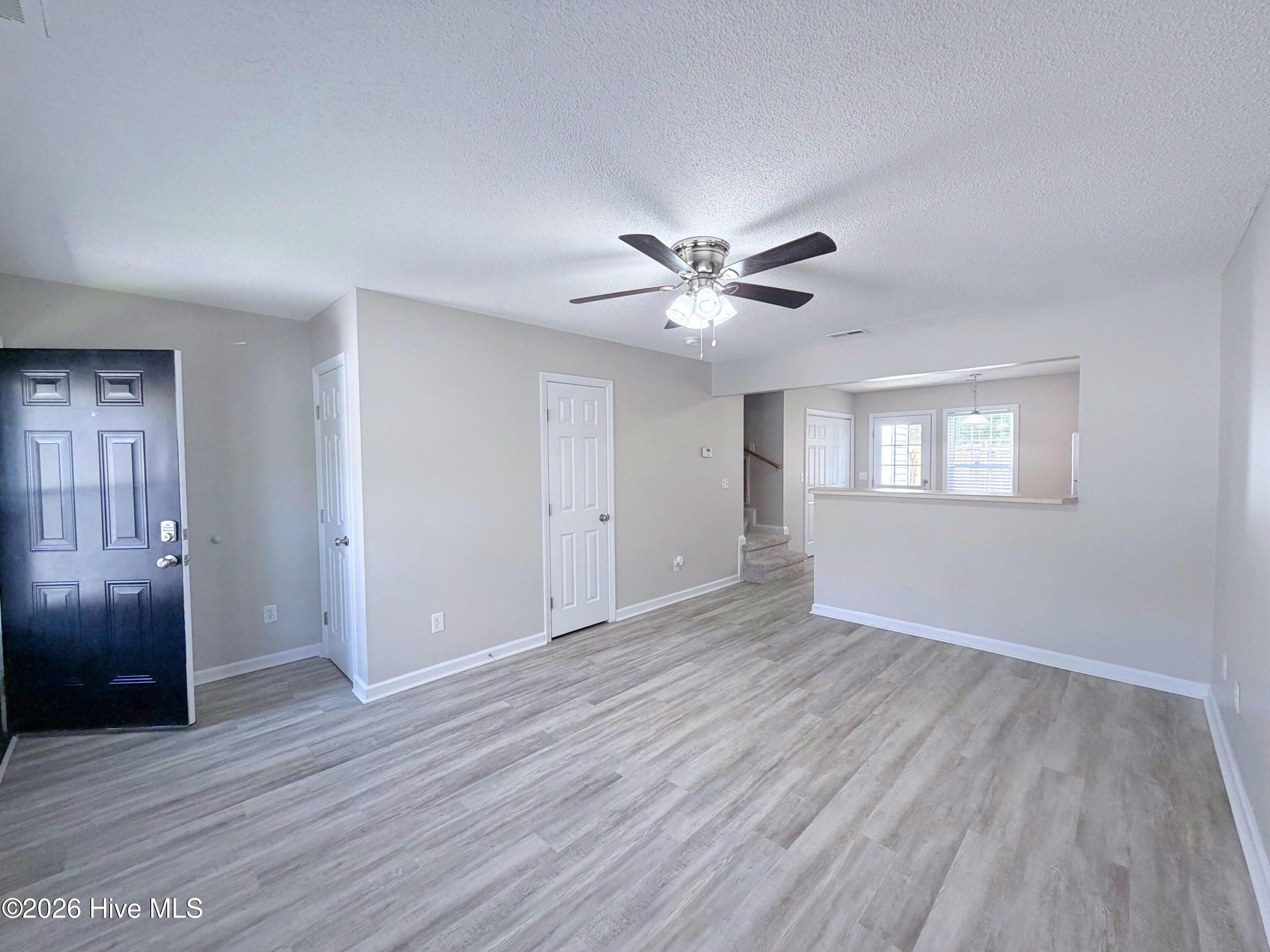 206 Palace Circle Property Photo 2
