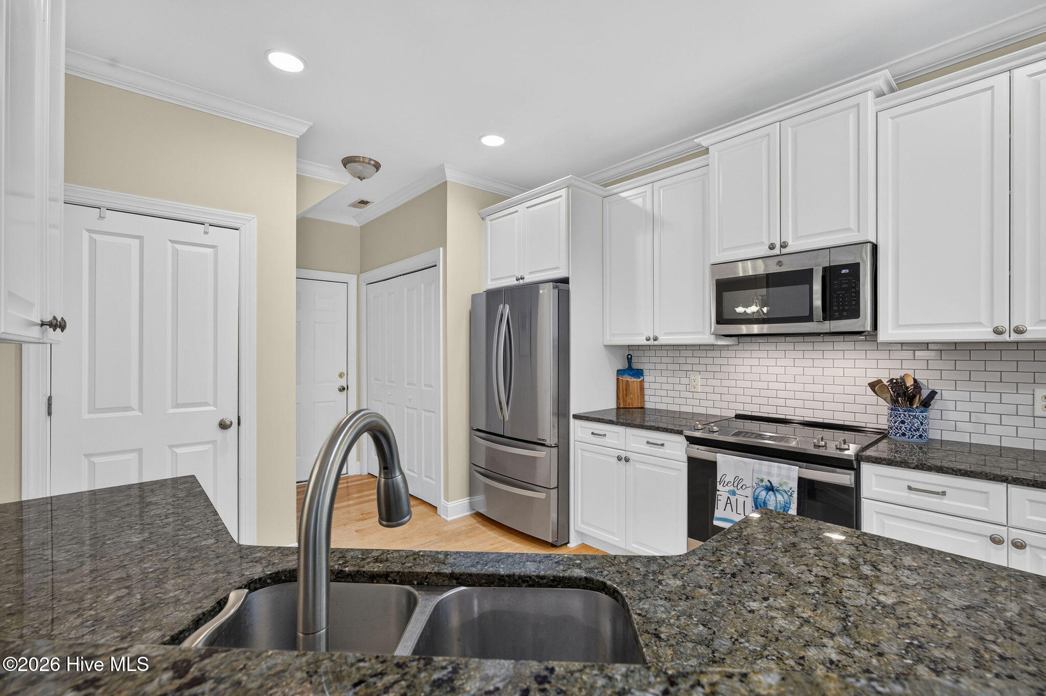 4804 Whitner Drive Property Photo 14