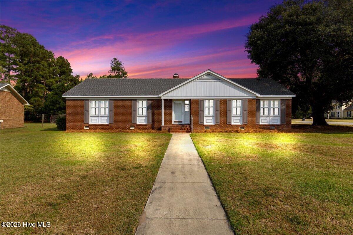 2801 Graham Drive Property Photo 2