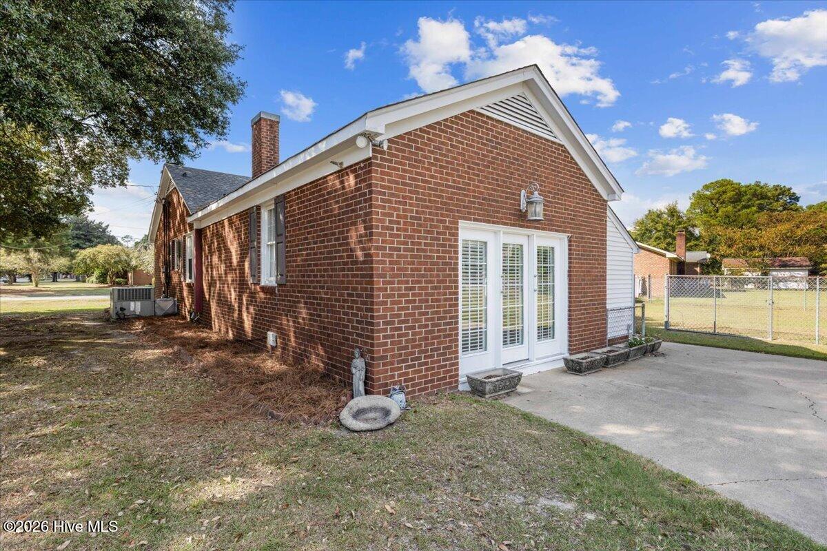 2801 Graham Drive Property Photo 5