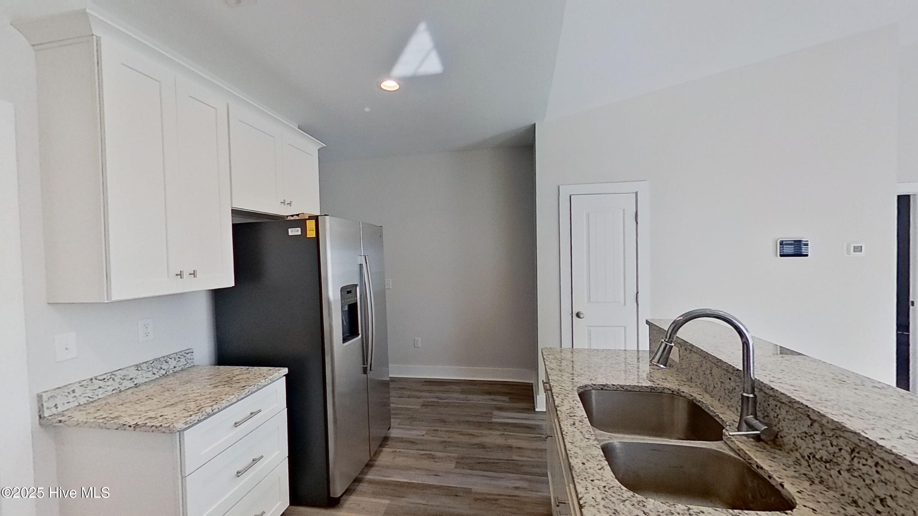 346 Dwight Street Property Photo 8