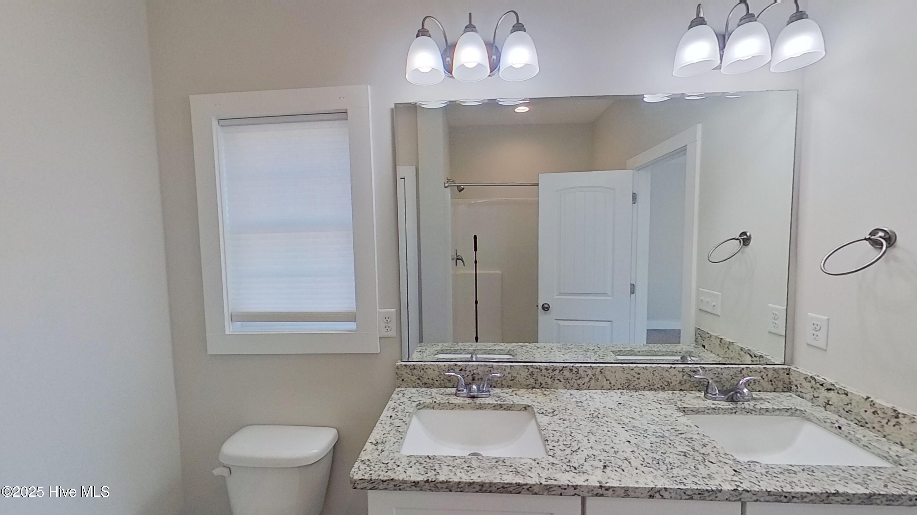 346 Dwight Street Property Photo 11