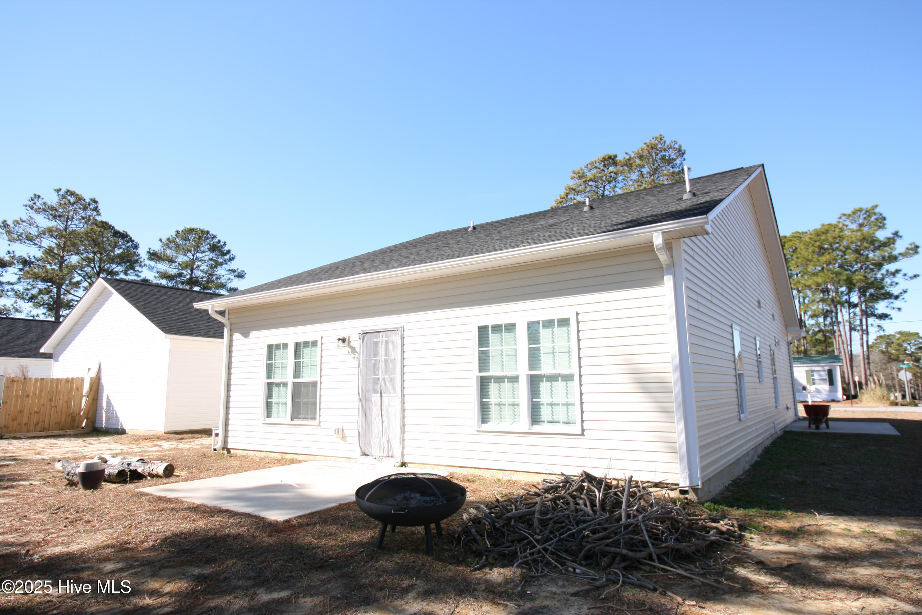 346 Dwight Street Property Photo 17