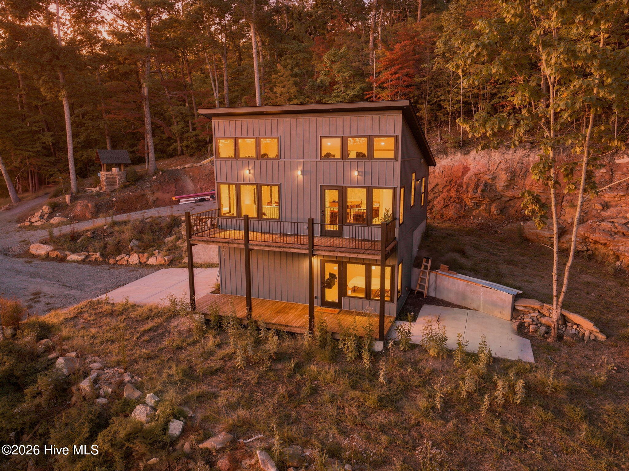 58 Mutt Ridge Property Photo 2