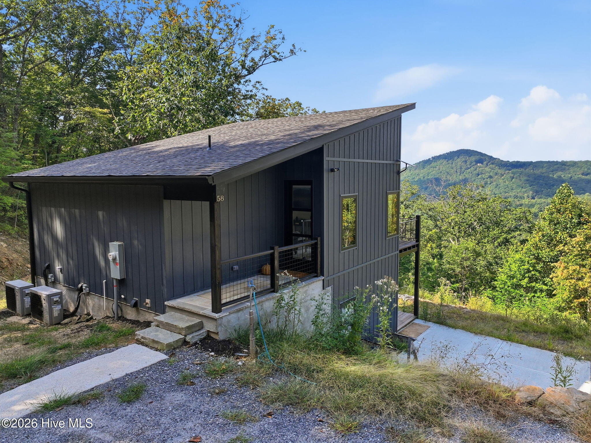 58 Mutt Ridge Property Photo 3