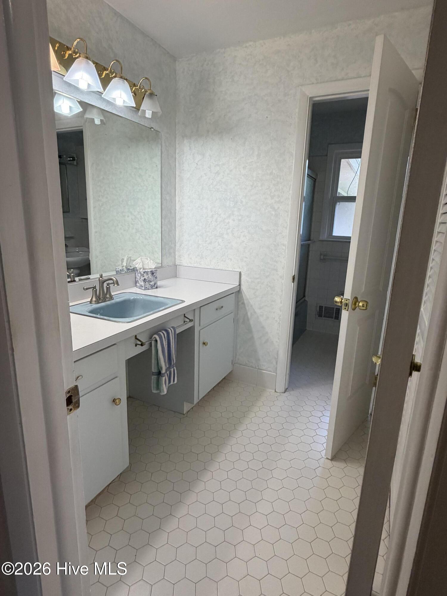 3215 Colonial Drive Property Photo 26