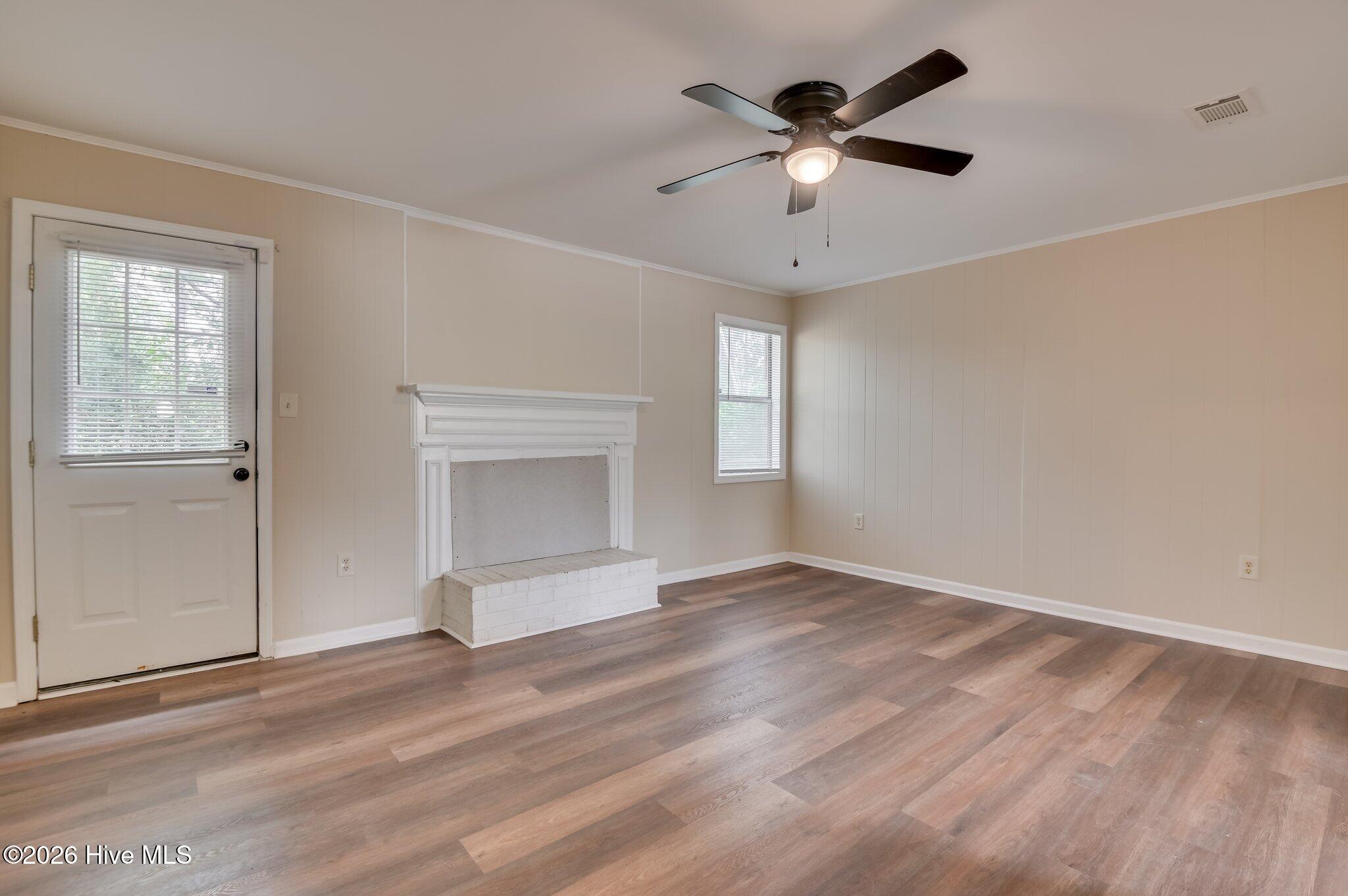 2917 Cable Way Property Photo 4