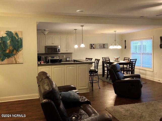626 Brookfield Drive Property Photo 7