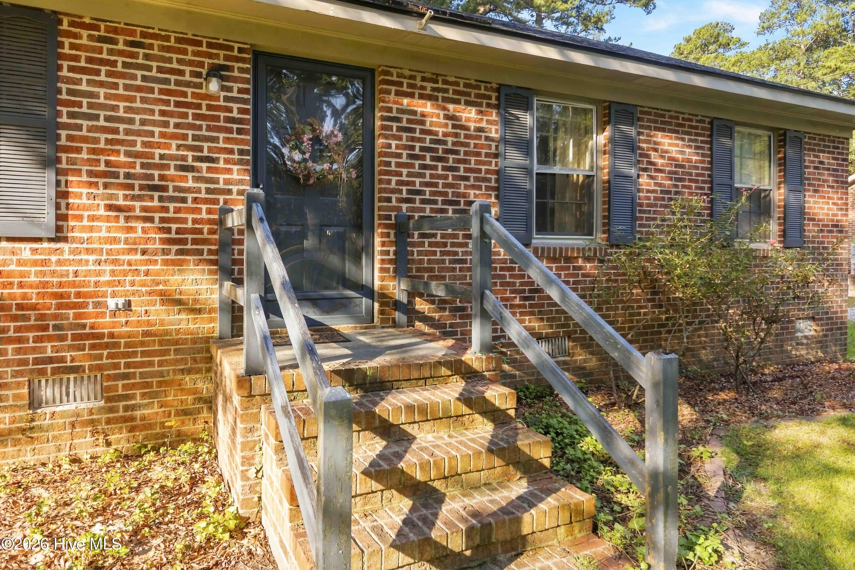 816 Evergreen Road Property Photo 2