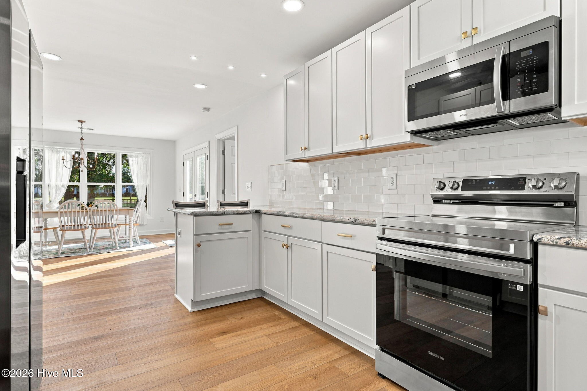 1874 Slatestone Road Property Photo 11