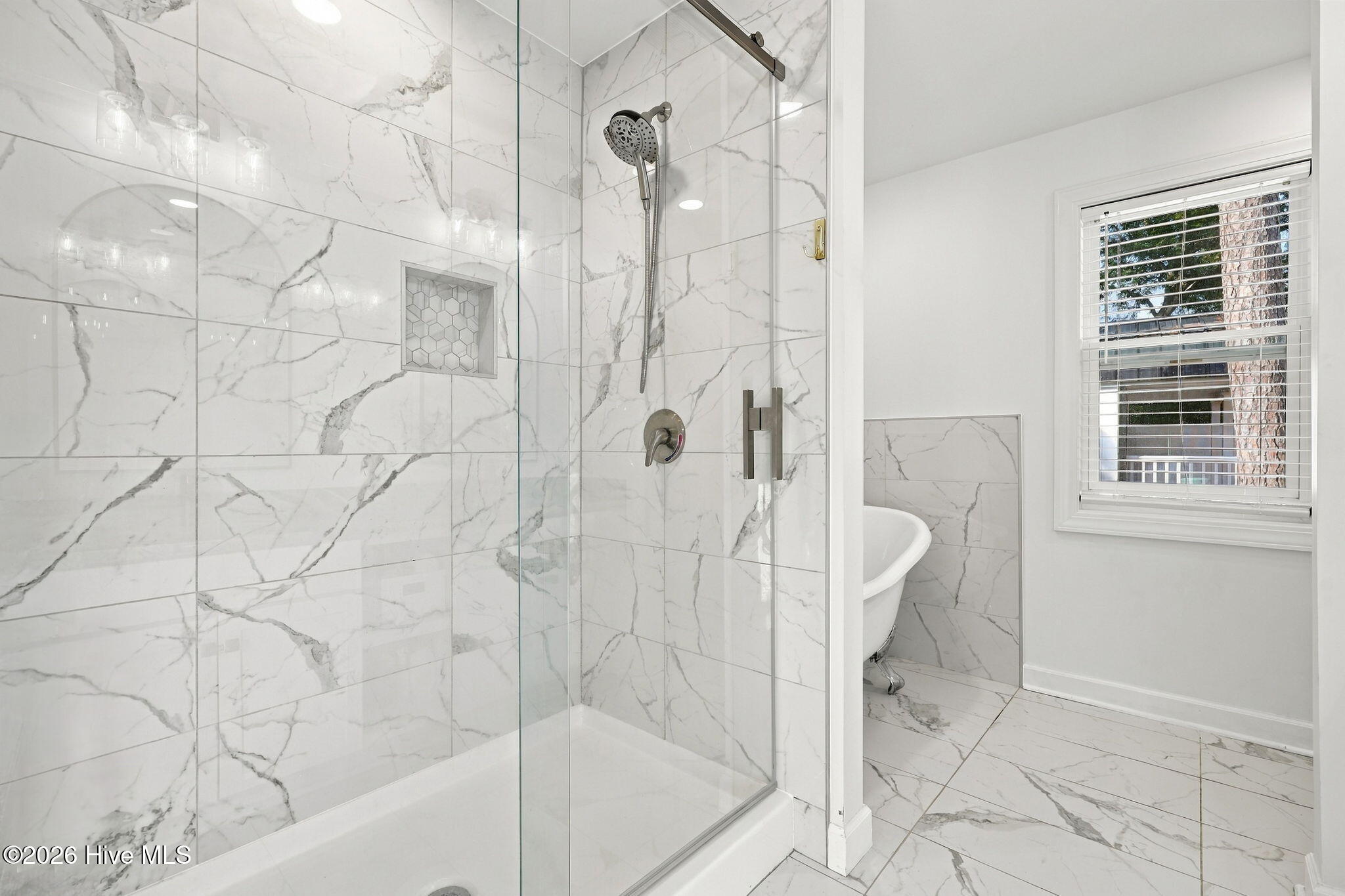 1874 Slatestone Road Property Photo 17