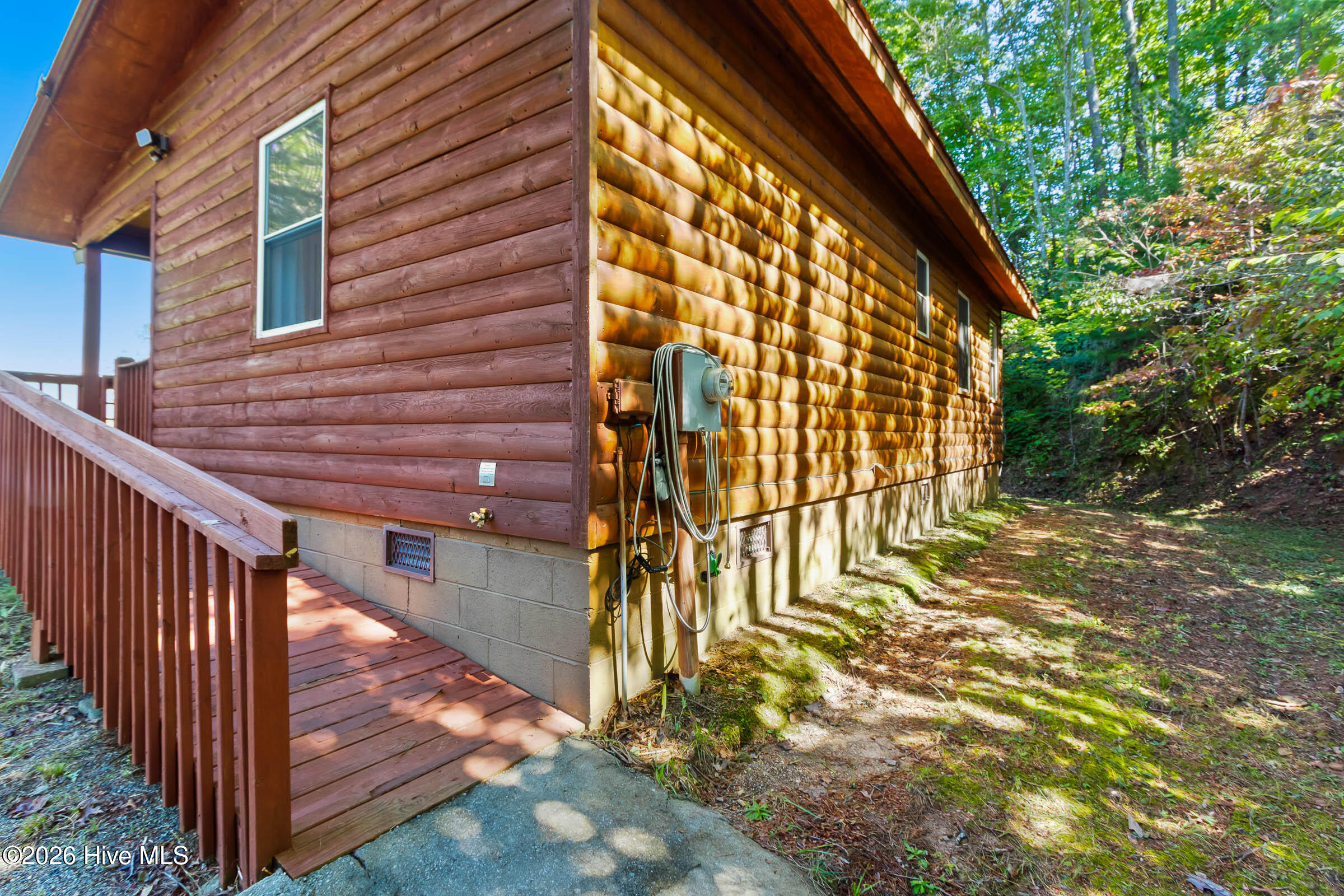 643 Zekes Trail Property Photo 8