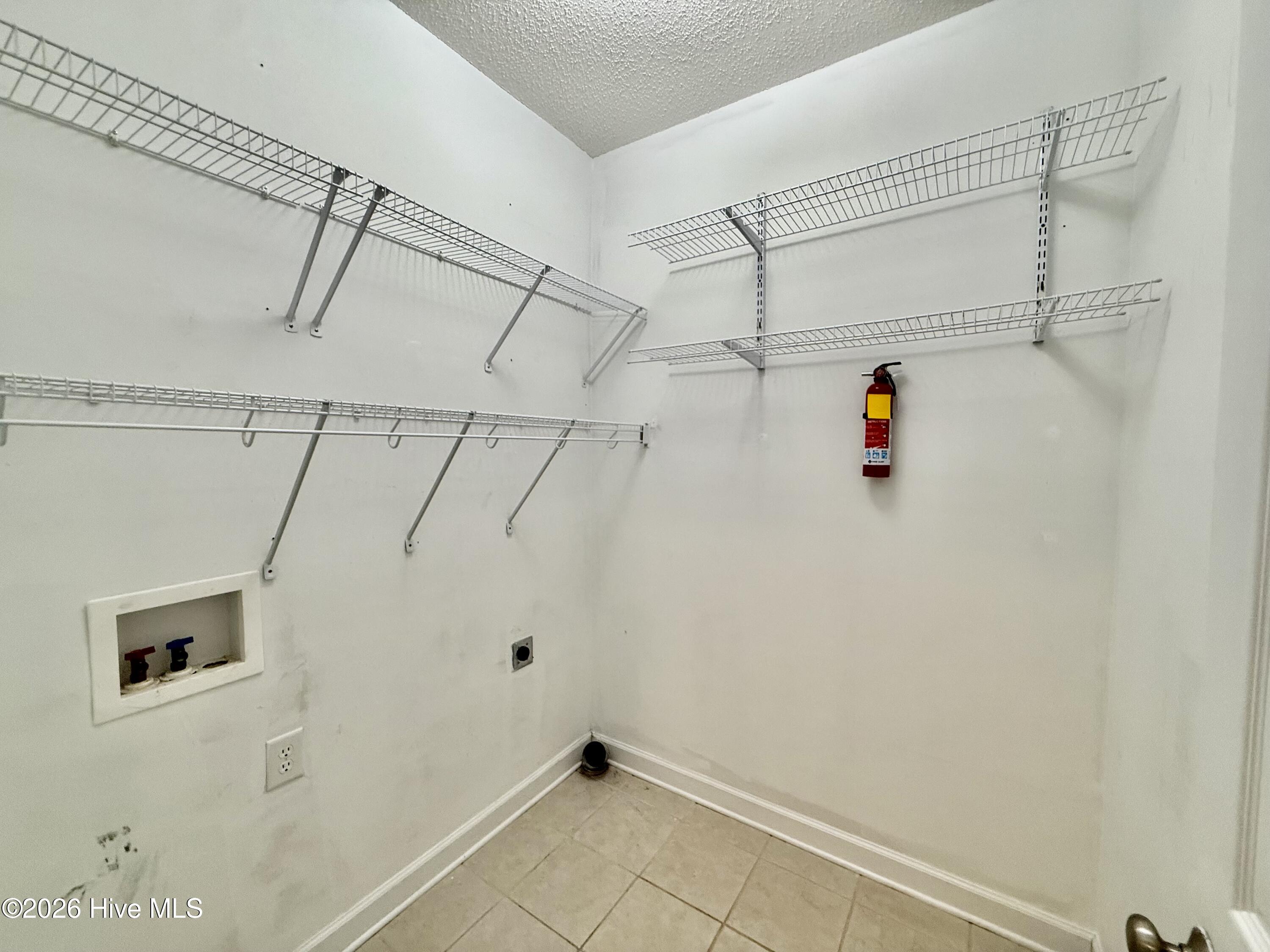 1320 Burning Tree Road Property Photo 6