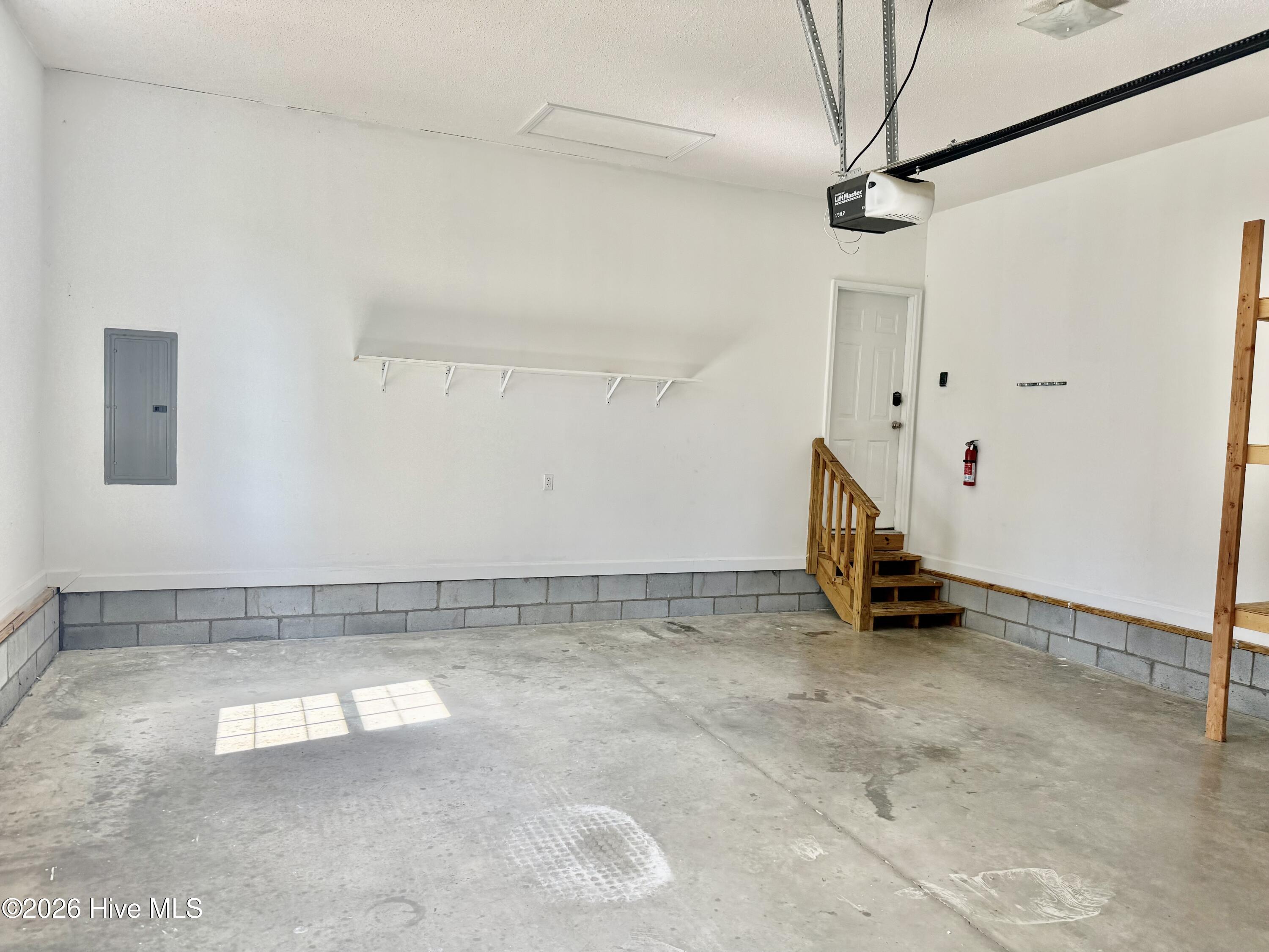 1320 Burning Tree Road Property Photo 8