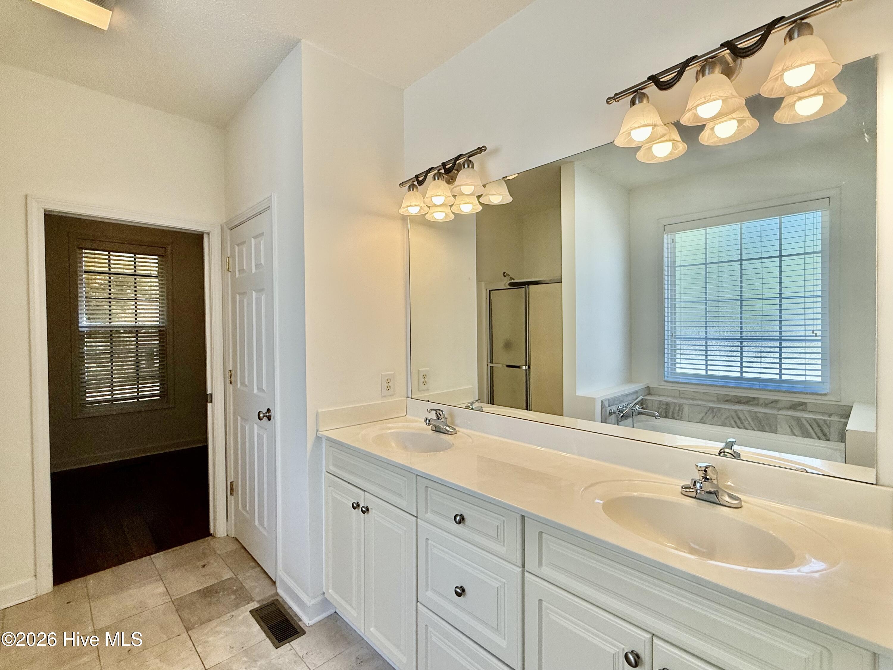 1320 Burning Tree Road Property Photo 16