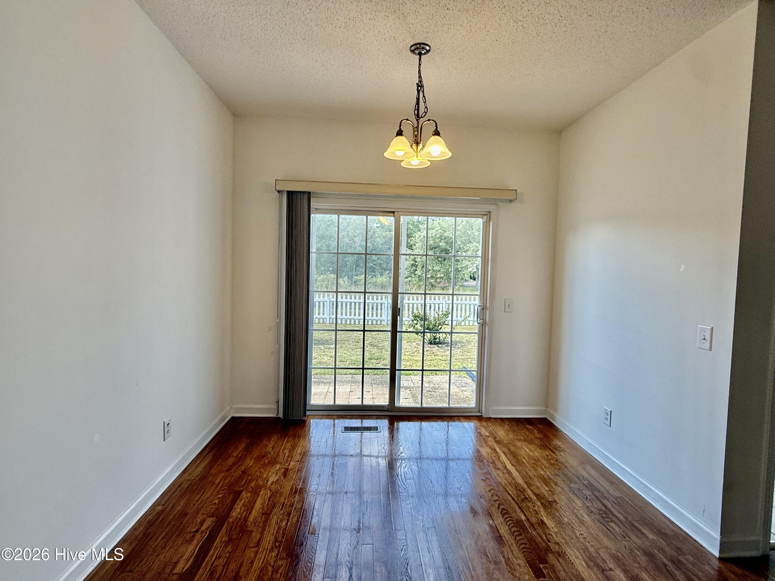 1320 Burning Tree Road Property Photo 28