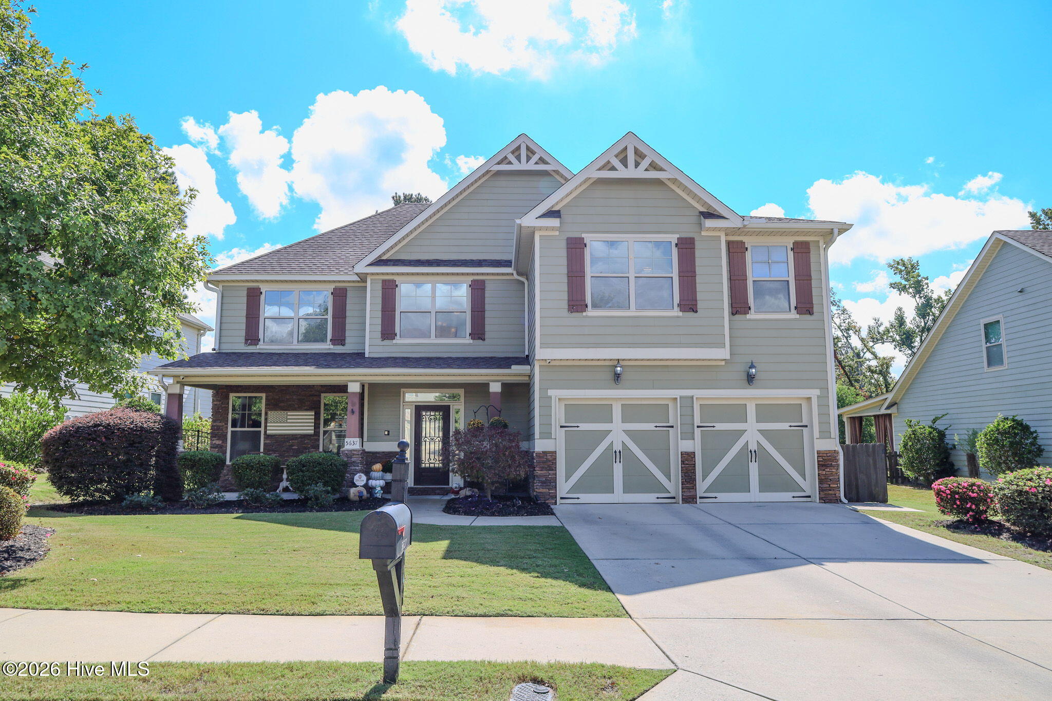 5637 Sunbury Loop Property Photo 1